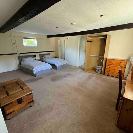 The Old Hay Barn - Games Room, Gym, Sleeps 8 Godmanchester Exterior foto
