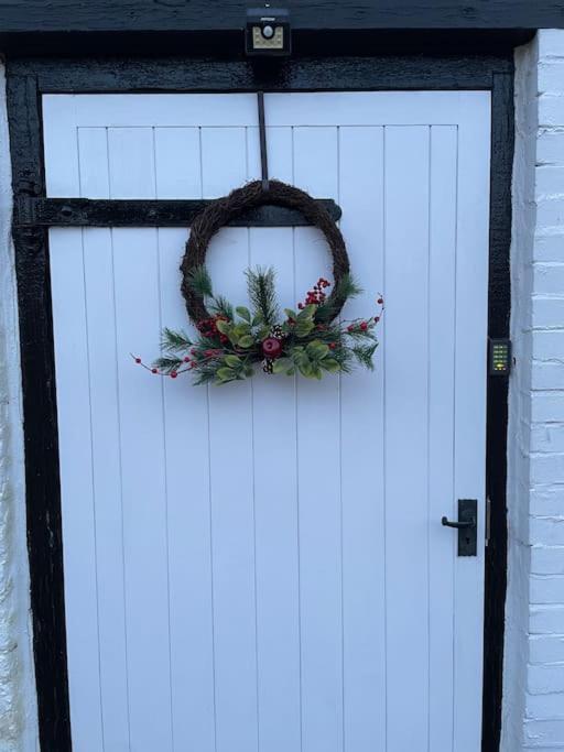 The Old Hay Barn - Games Room, Gym, Sleeps 8 Godmanchester Exterior foto