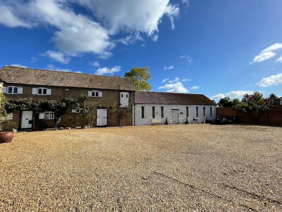 The Old Hay Barn - Games Room, Gym, Sleeps 8 Godmanchester Exterior foto