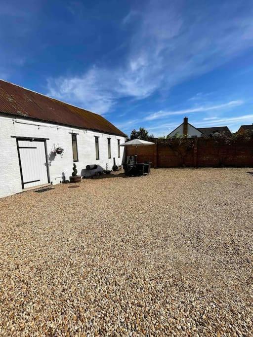 The Old Hay Barn - Games Room, Gym, Sleeps 8 Godmanchester Exterior foto